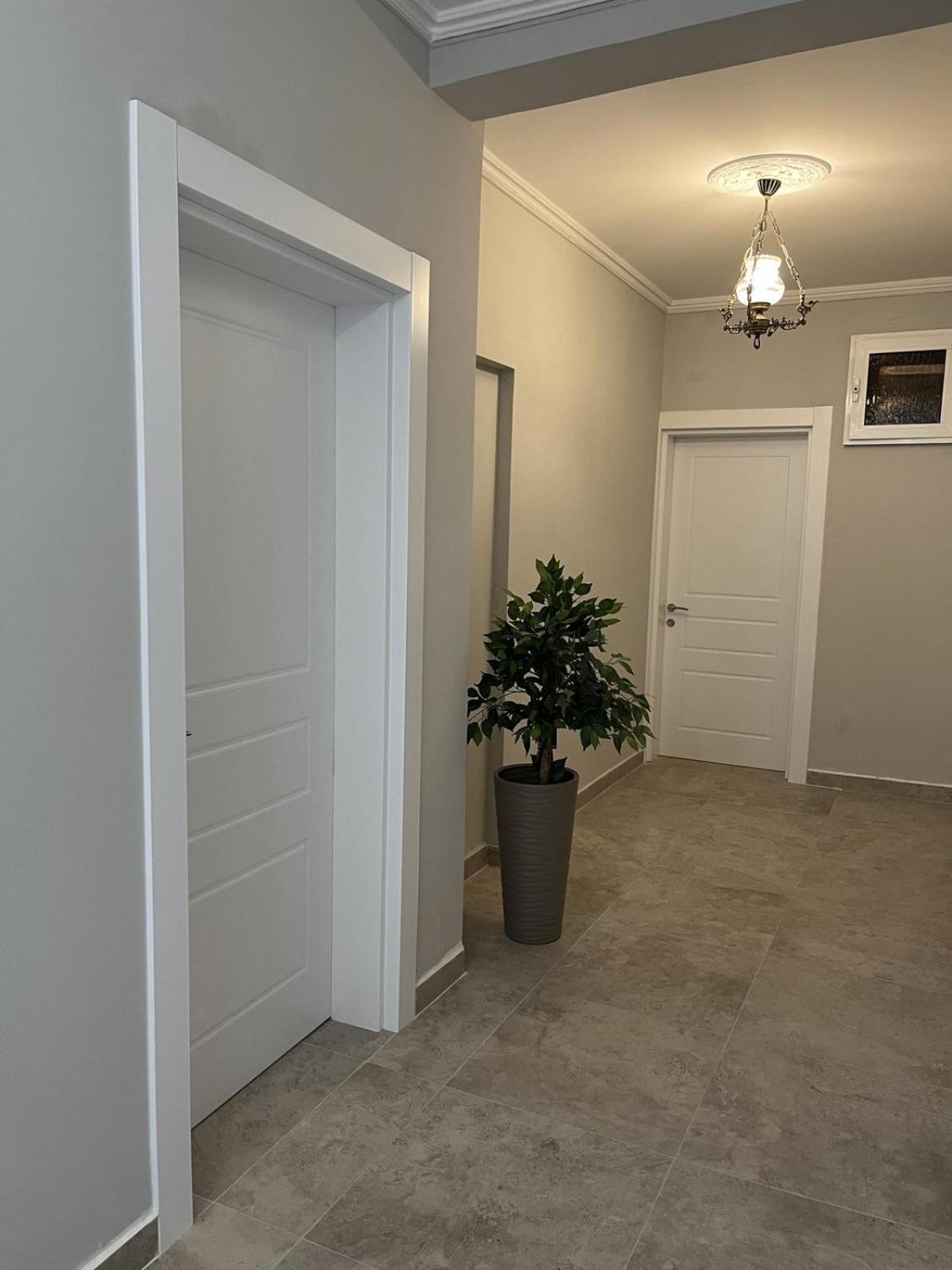 Studio Rooms Moncherie Улцин Екстериор снимка