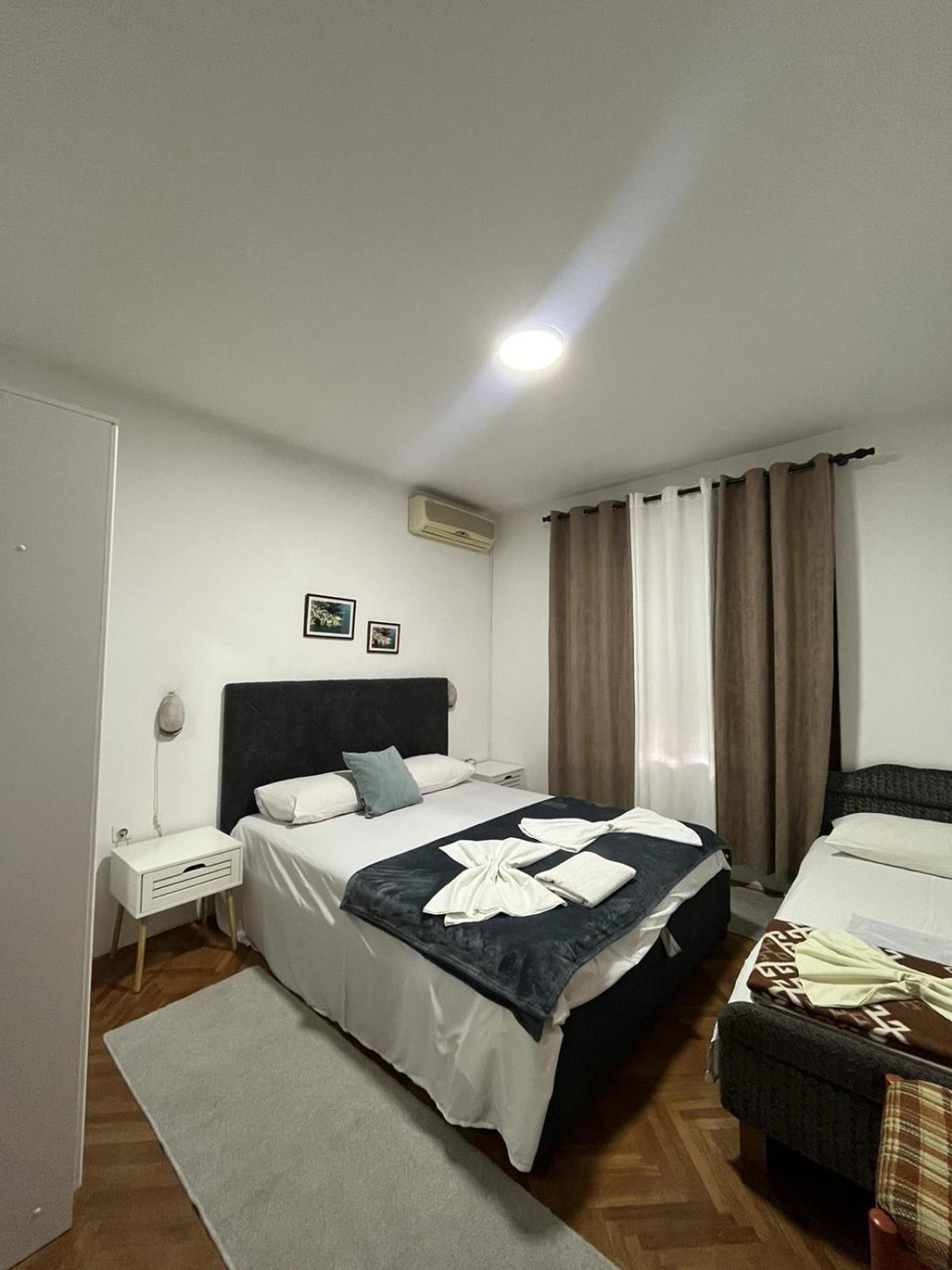 Studio Rooms Moncherie Улцин Екстериор снимка